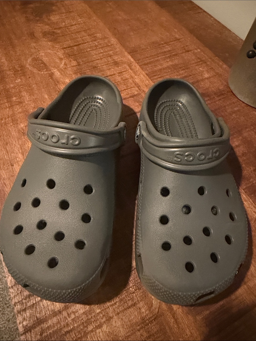 CROCS Classic Clog in Gray